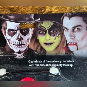 Halloween Makeup Palette NEW